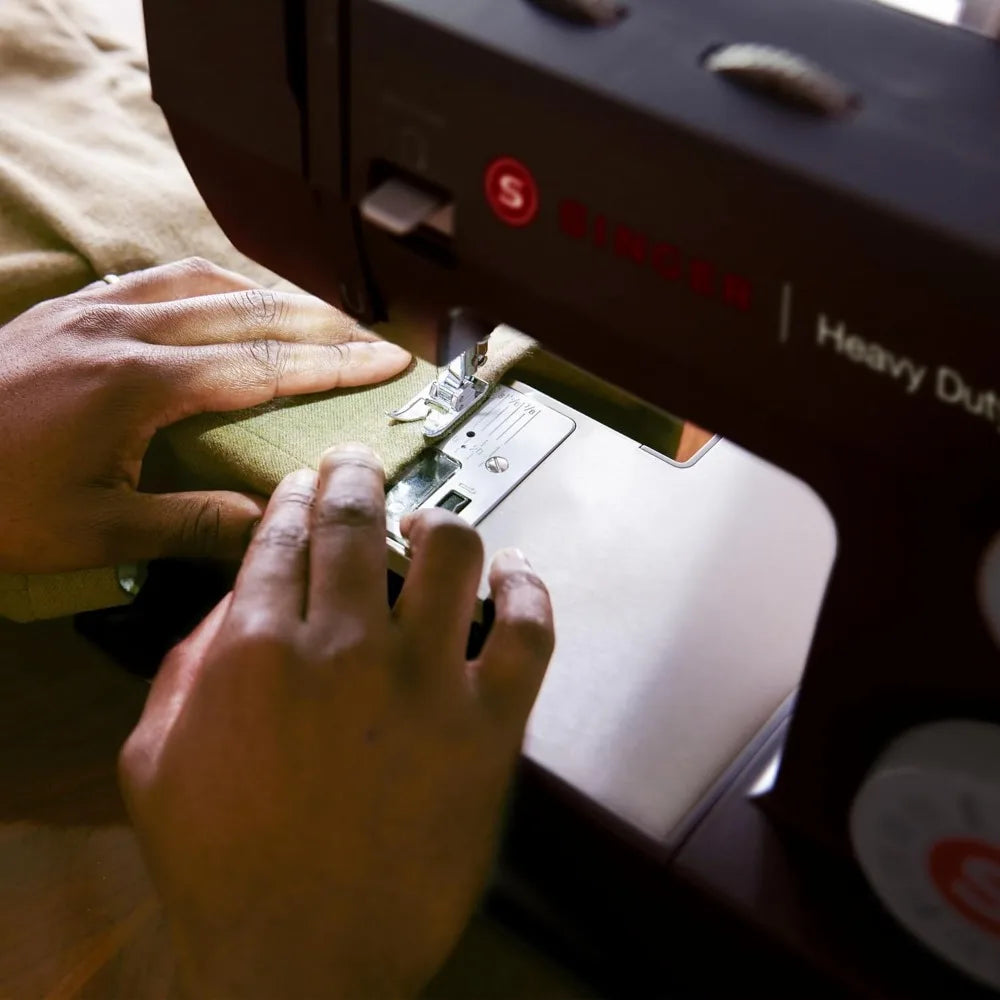 Heavy Duty High Speed Sewing Machine With Accessory Kit